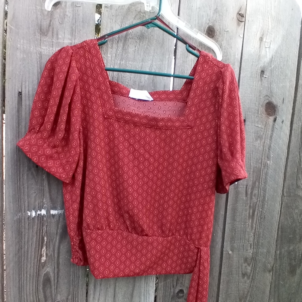 JUNE & HUDSON Top Juniors L Red Cropped Elastic Tie Neck Square Neck